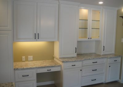 Custom built kitchen and breakfast room 9